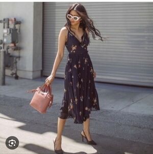 Wilfred Beaune  Floral Midi Dress